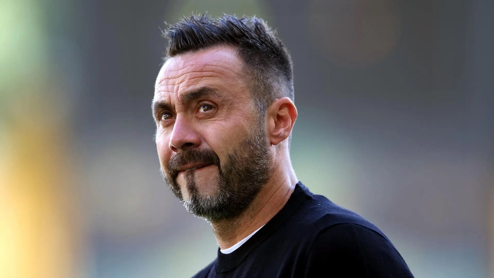 Brighton manager Roberto de Zerbi has not yet made a decision regarding his future with the Seagulls.