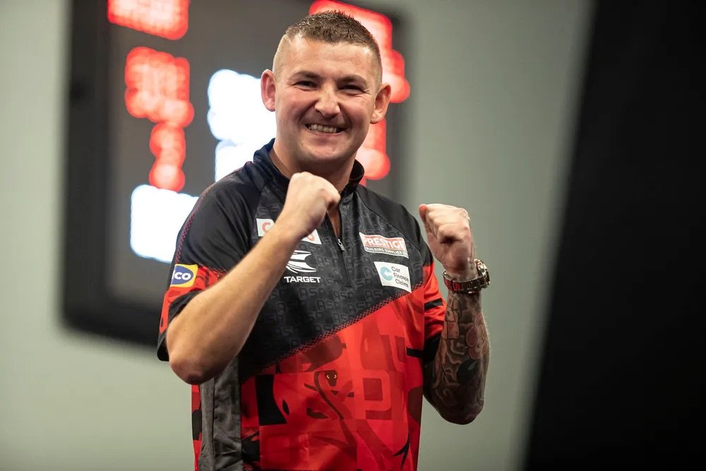 Nathan Aspinall secures victory over Michael Smith to claim the night 12 title in Rotterdam in Premier League Darts.