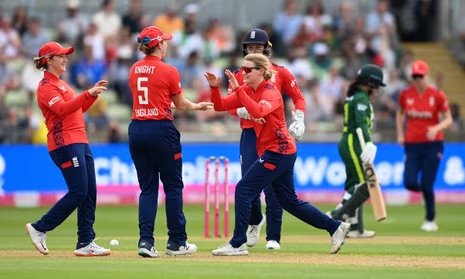 England Sweeps T20 Series Against Pakistan