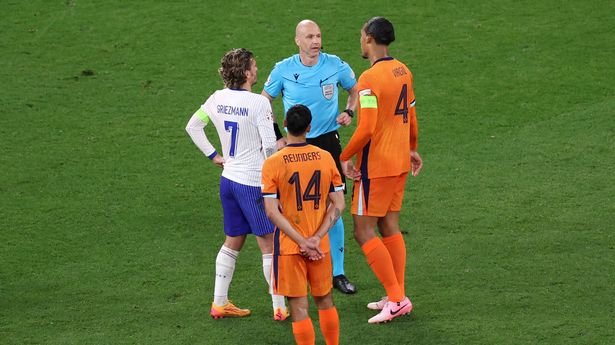 Mbappe’s Absence Felt as France Struggle in Goalless Draw Against Netherlands