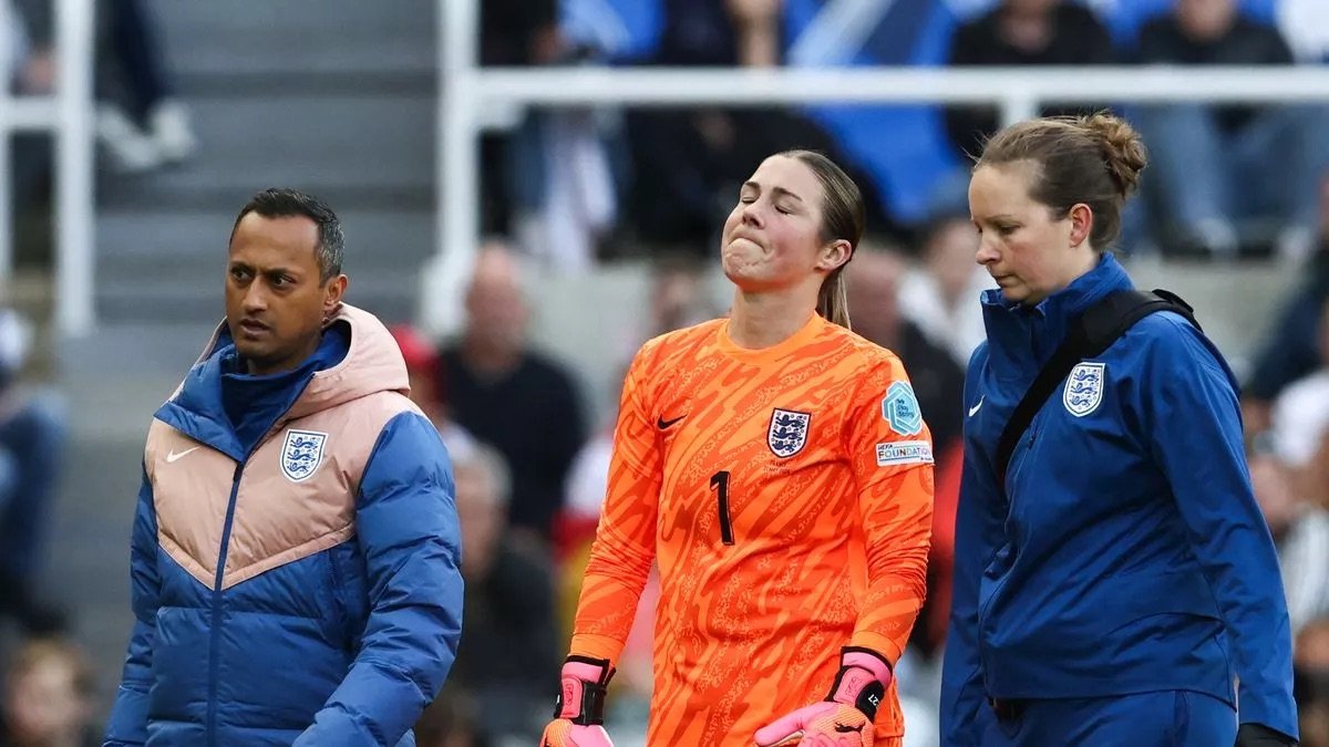 Mary Earps Withdraws from England Squad for Euro 2025 Qualifier Against France