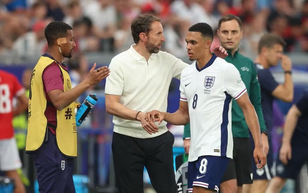 England Misses Opportunity to Secure Euro 2024 Knockout Stage Spot in Draw Against Denmark